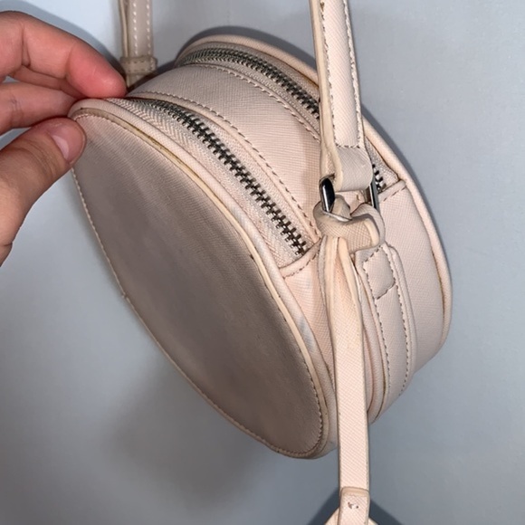 Sunday Best Aritzia Light Pink Circle Crossbody Purse - Picture 11 of 17